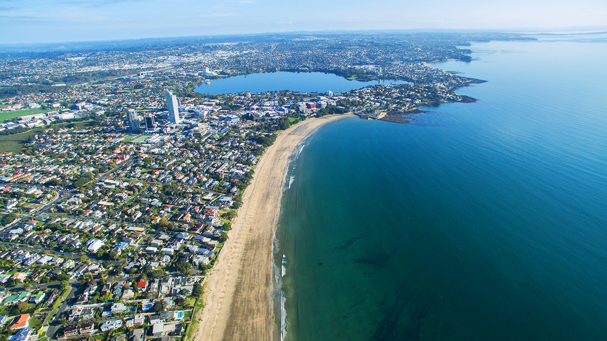 Beauty at the Beach | Takapuna - Verve Magazine