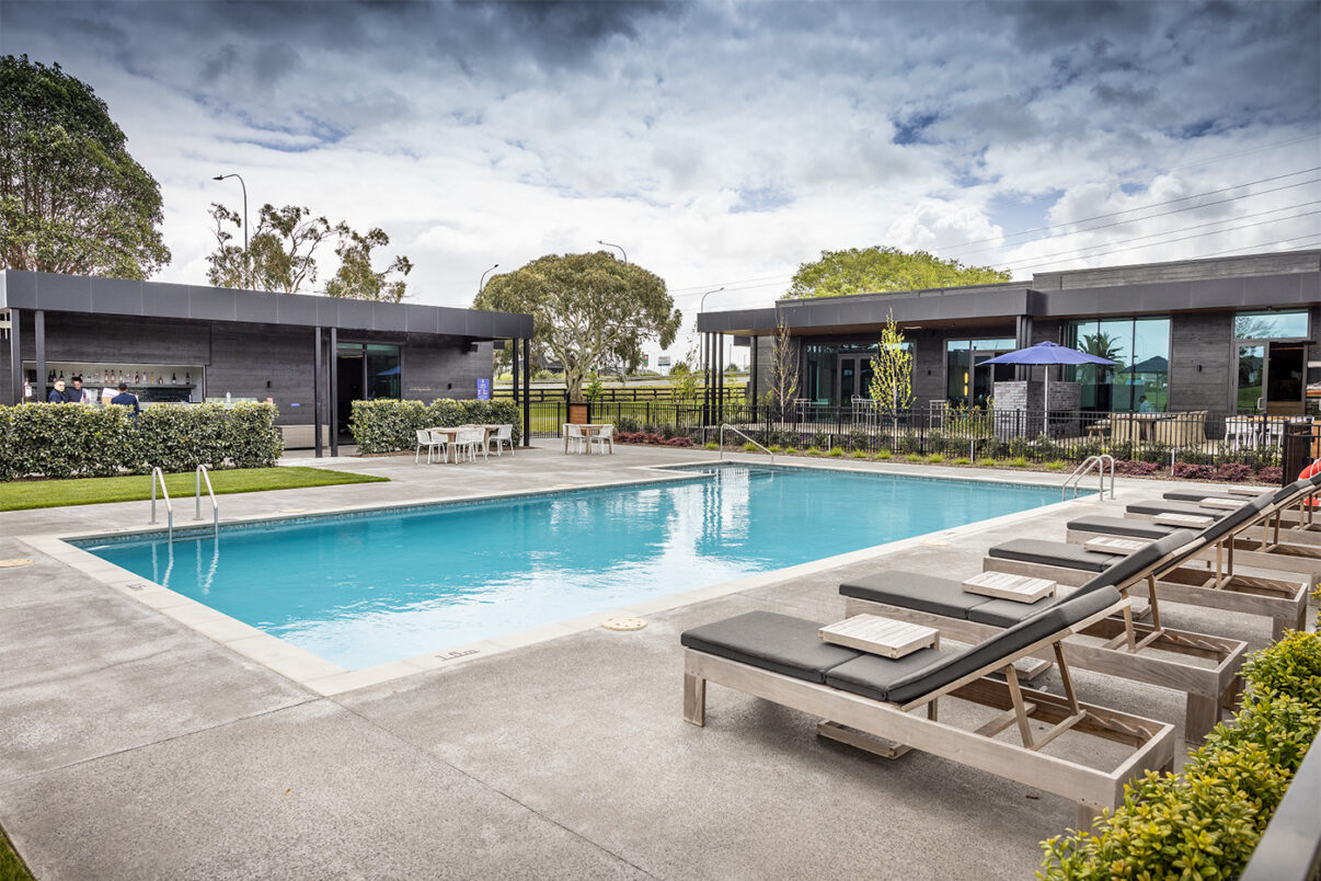 doubletree karaka hilton